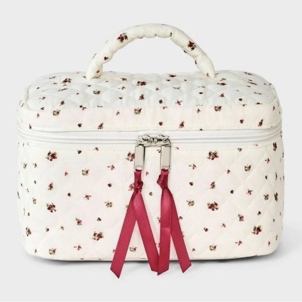 Wild Fable quilted floral cosmetic bag